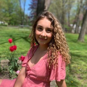 Meet your Posher, Dani